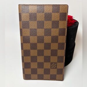 Louis Vuitton Damier Ebene Slim Wallet / Passport Holder